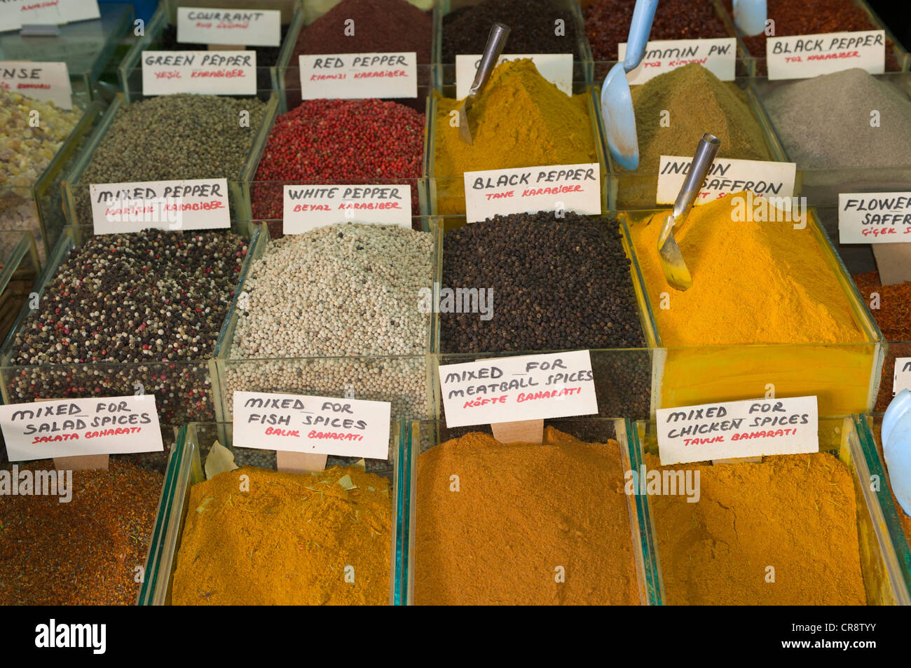 Gewürze auf dem Markt von Fethiye, Türkische Ägäis, Türkei Stockfoto