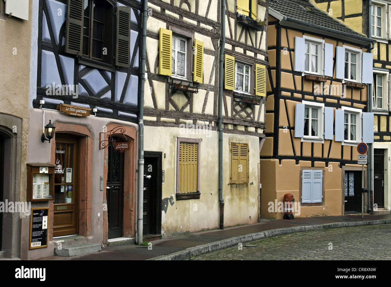 Fachwerkhäuser in "Klein-Venedig" Bereich, Elsass Wein Route, Colmar, Frankreich, Europa Stockfoto
