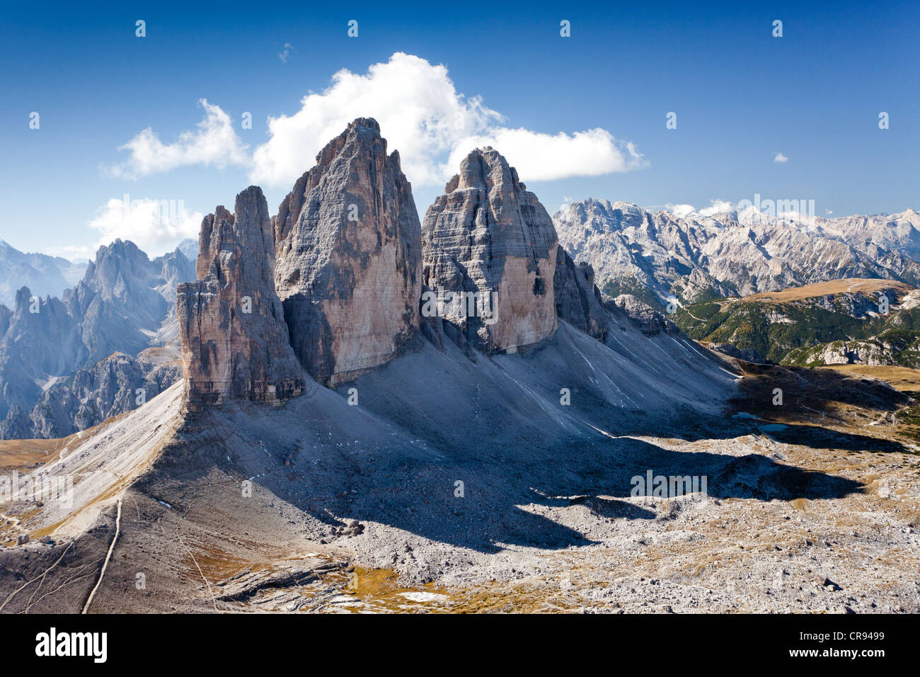 Drei Zinnen, gesehen vom Paternkofel Berg mit Monte Cristallo auf der Rückseite, Sexten, Südtirol, Dolomiten, Alta Pusteria Stockfoto