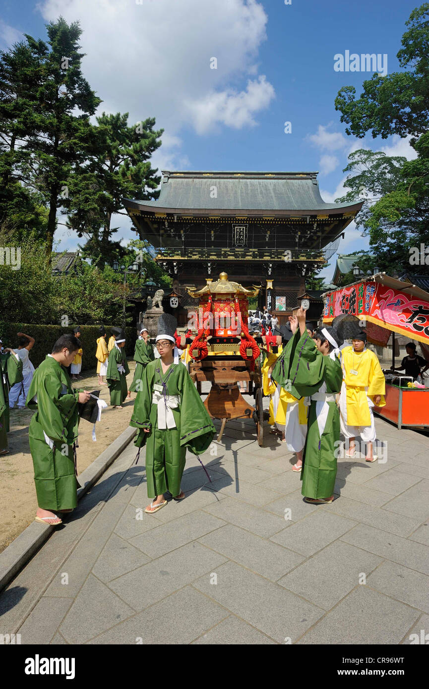 Festival in einem Tempel, Matsuri Festival in Kitano Tenmangu Schrein, Kyoto, Japan, Asien Stockfoto