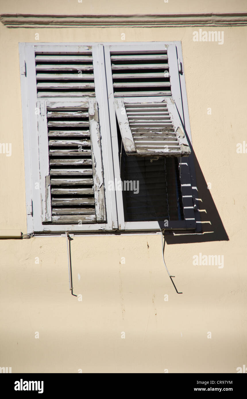 Fenster auf der Fassade in der alten Stadt Bozen, Bozen, Südtirol, Italien, Europa Stockfoto