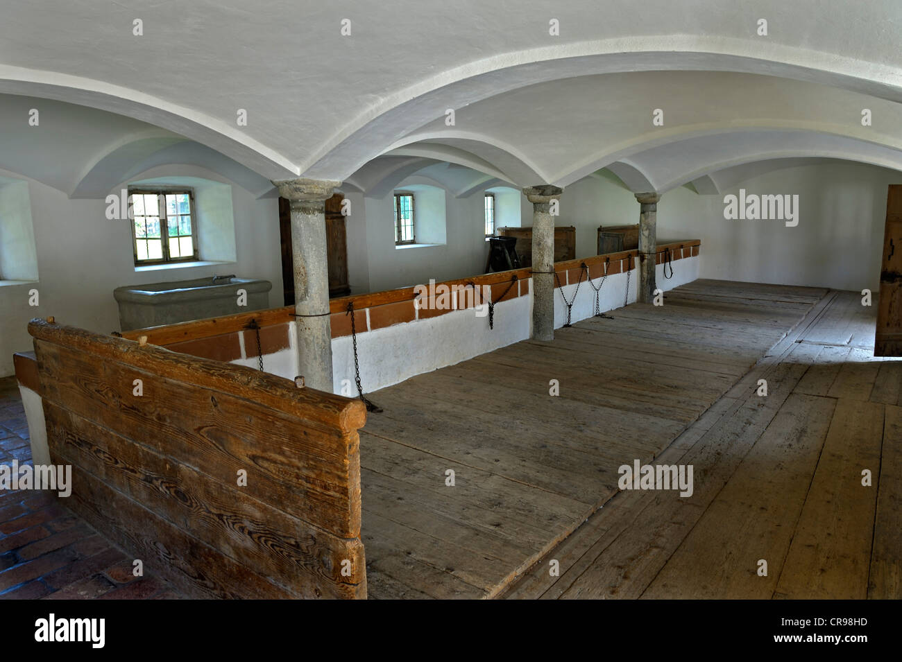 Kuhstall, Bernoeder Hof Bauernhof, Bauernhausmuseum Amerang Bauernhaus-Museum, Amerang, Bayern, Deutschland, Europa Stockfoto