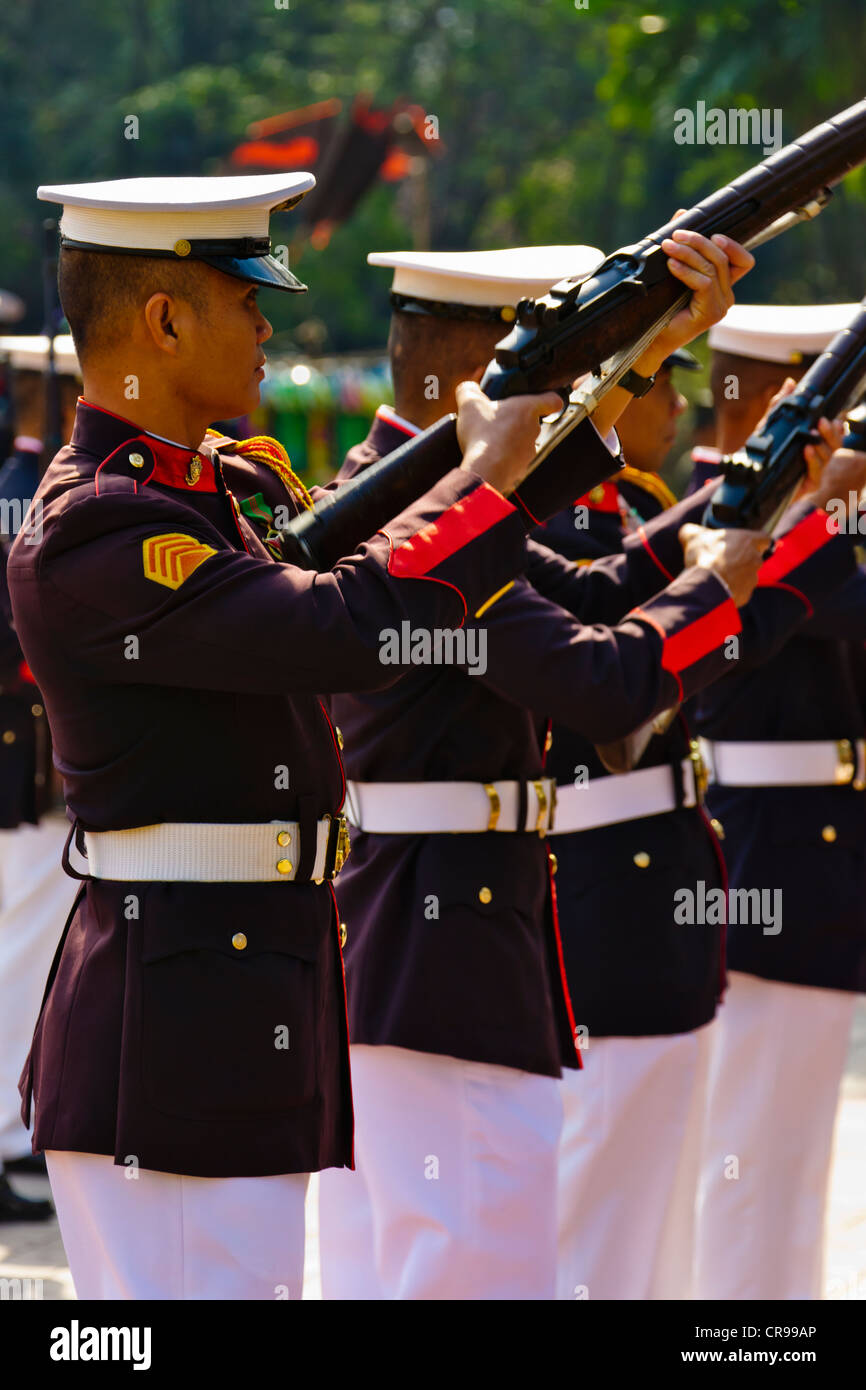 Wachen ändern Verschiebung, Manila, Philippinen Stockfoto