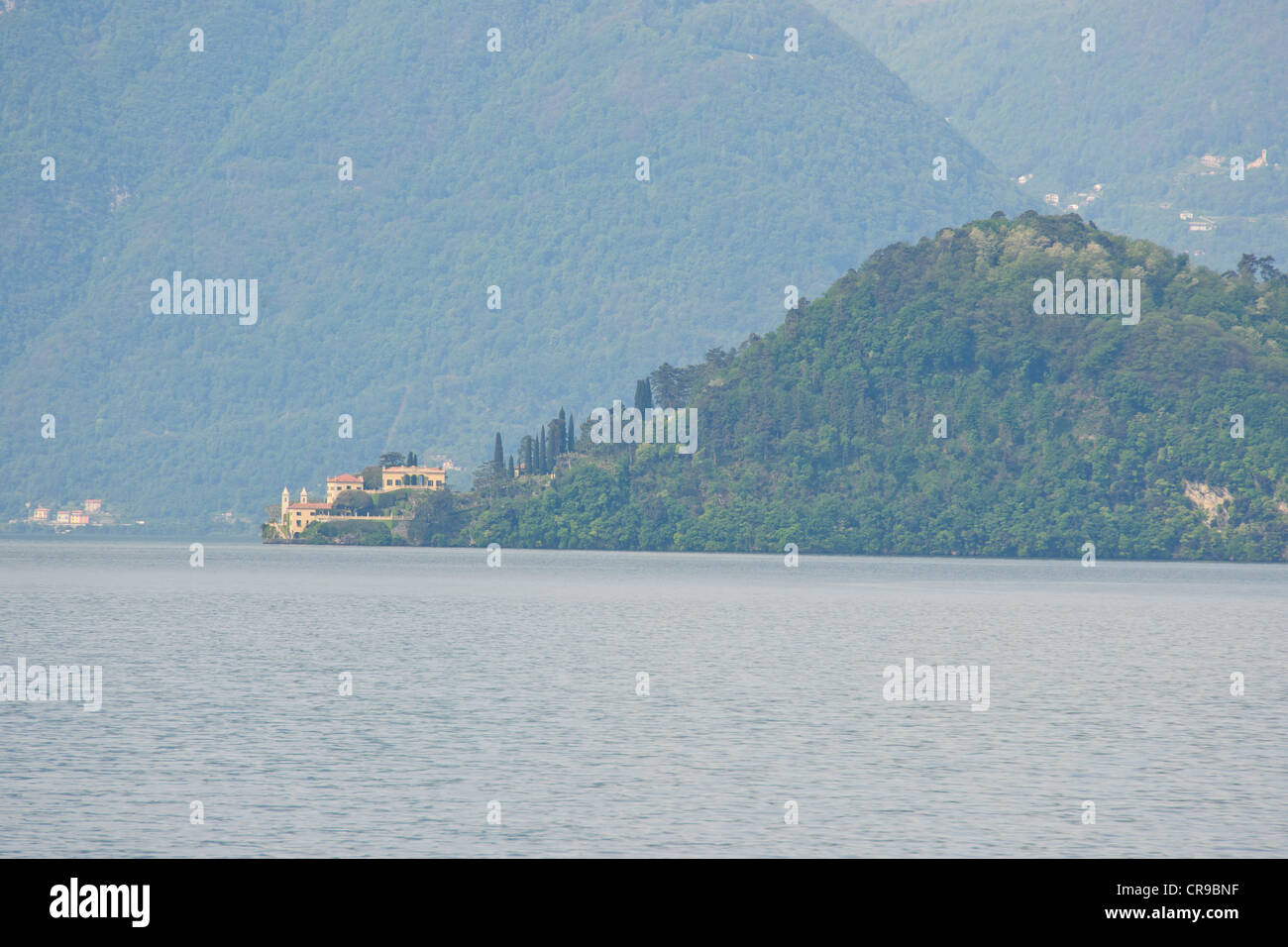 Die Villa wurde im Jahre 1787 auf der Website des Franziskanerklosters für den Kardinal Angelo Maria Durini, Comer See, italienische Seen gebaut. Stockfoto