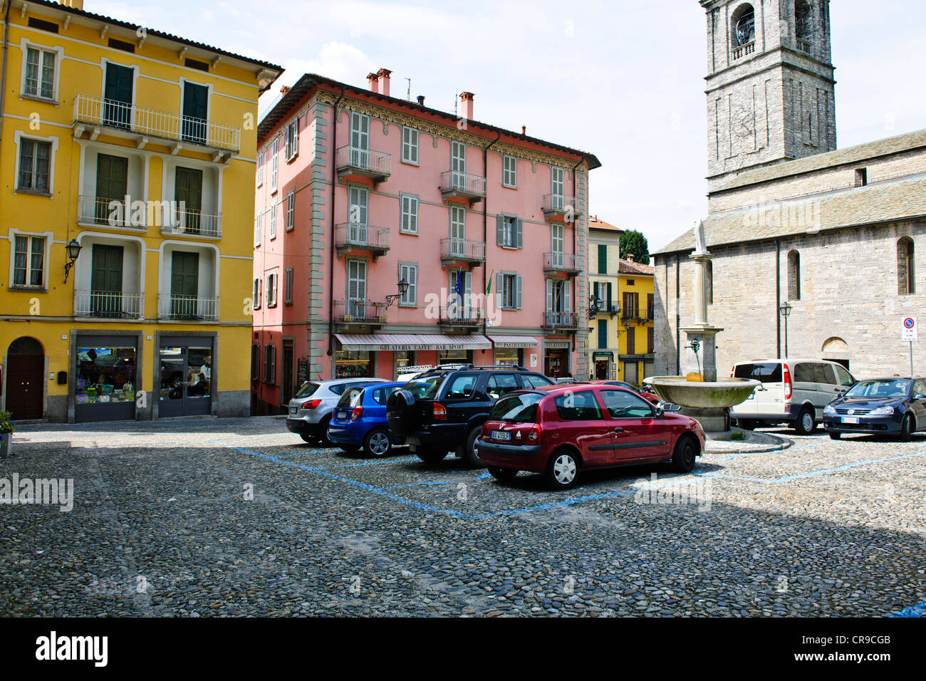 Bellagio, See überqueren, Hotels, Restaurants auf der Vorderseite zurück Straßen, Geschäfte, Blick auf den See, Gärten, Comer See, italienische Seen, Italien Stockfoto