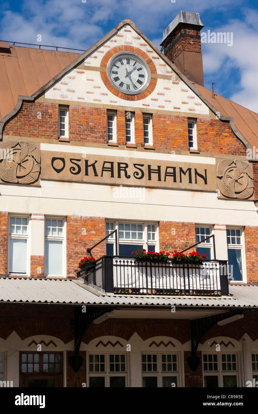 Der Bahnhof Gebäude von Oskarshamn / Schweden. Stockfoto