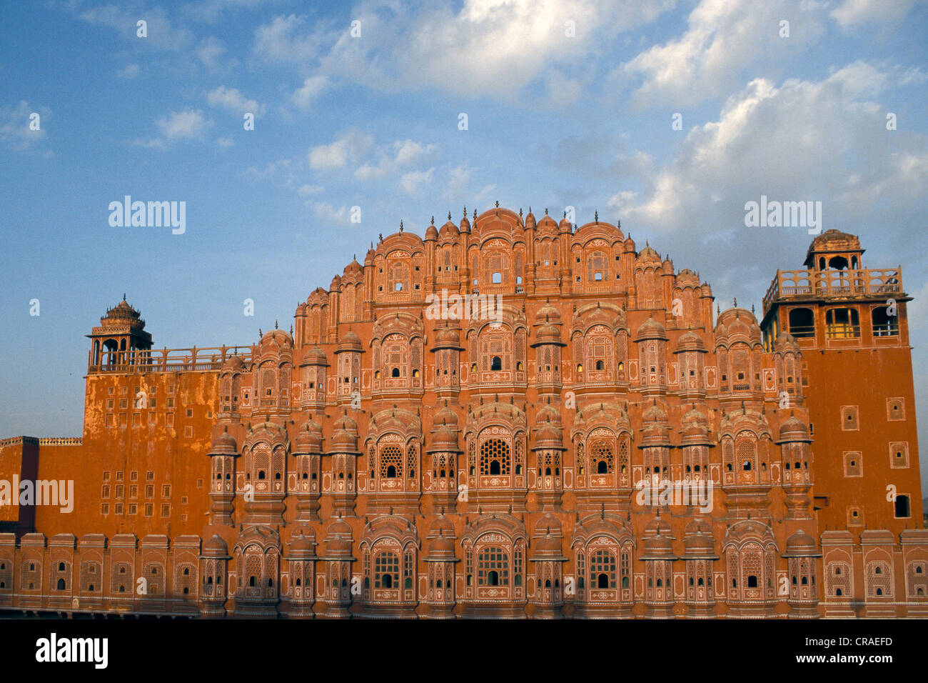 Hawa Mahal oder Palast der Winde, Jaipur, Rajasthan, Indien, Asien Stockfoto