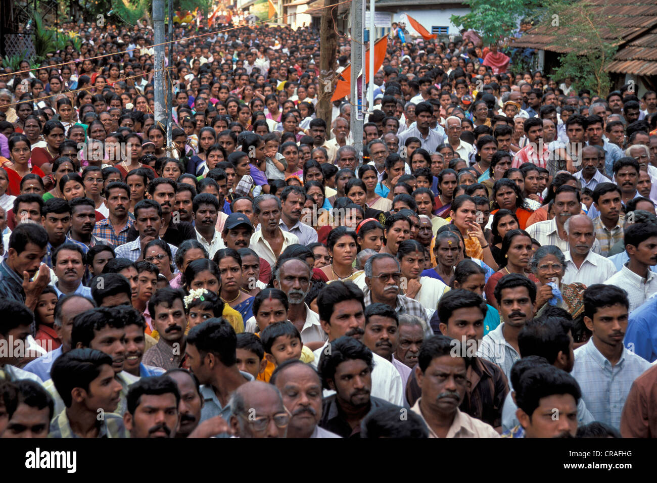 Menschenmenge, Varkala, Kerala, Südindien, Indien, Asien Stockfoto