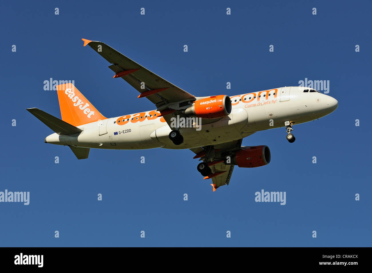 Easy Jet Airbus A319 111 Wahrend Dem Landeanflug Zum Flughafen Zurich Zurich Schweiz Europa Stockfotografie Alamy
