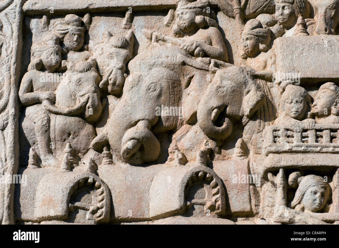 Relief aus dem Leben des Buddha, Stupas von Sanchi, UNESCO-Weltkulturerbe, gebaut von König Ashoka, Mauryan Dynastie Sanchi Stockfoto