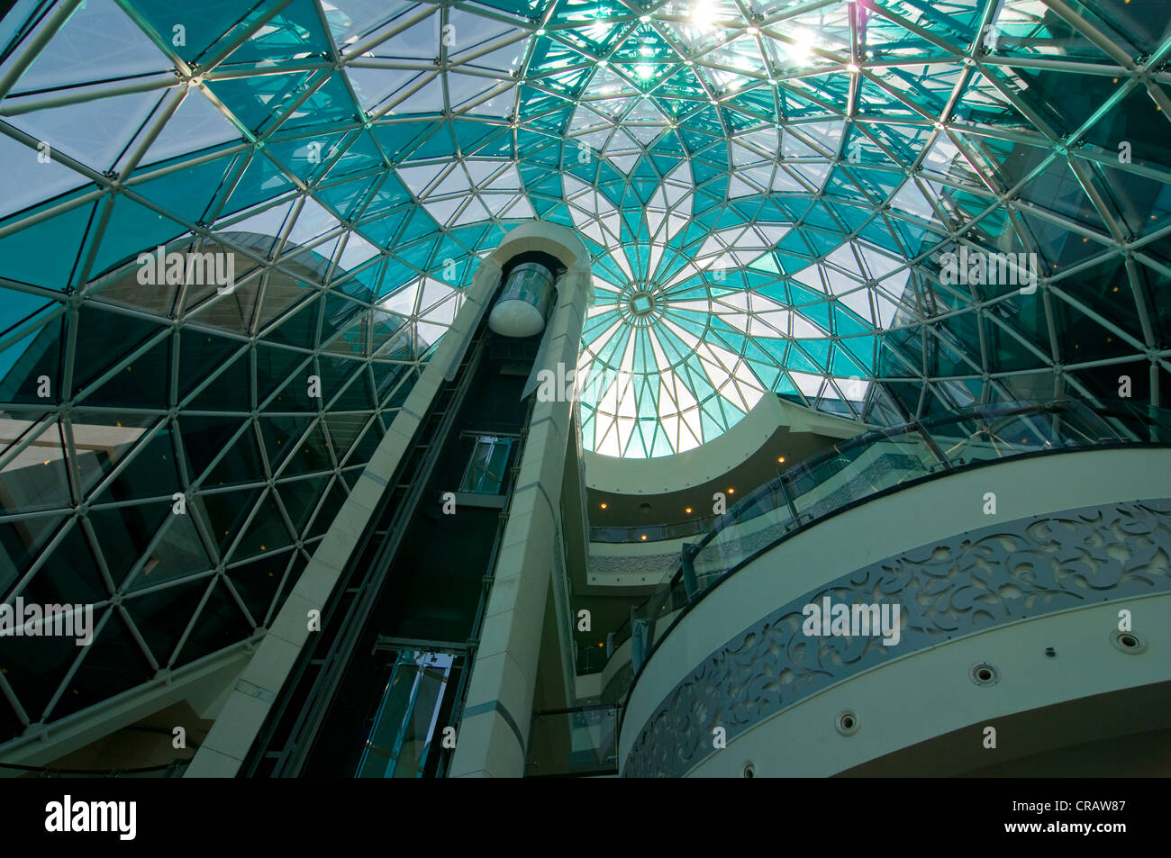 Innenaufnahme eines modernen Gebäudes, Baku, Aserbaidschan, Nahost Stockfoto