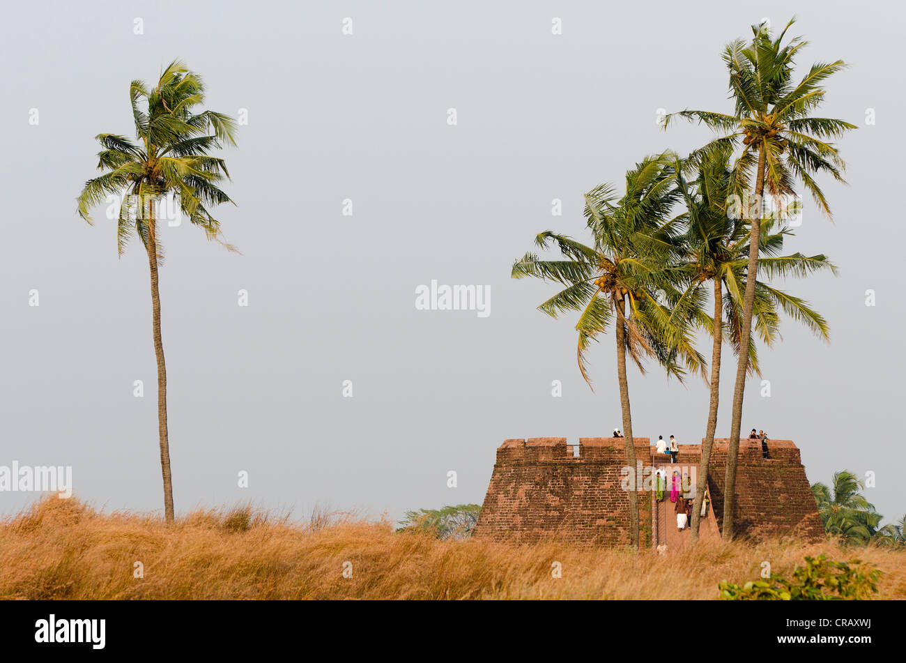 Indische Touristen, Bekal Fort, Bekal, North Kerala, Kerala, Indien, Asien Stockfoto