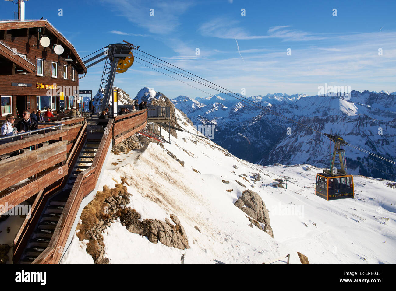 Bergstation der Seilbahn Nebelhorn Stockfotografie - Alamy