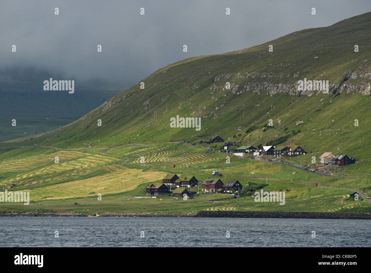 Kirkjubour Dorf, Streymoy Island, Färöer Inseln, Nord-Atlantik Stockfoto