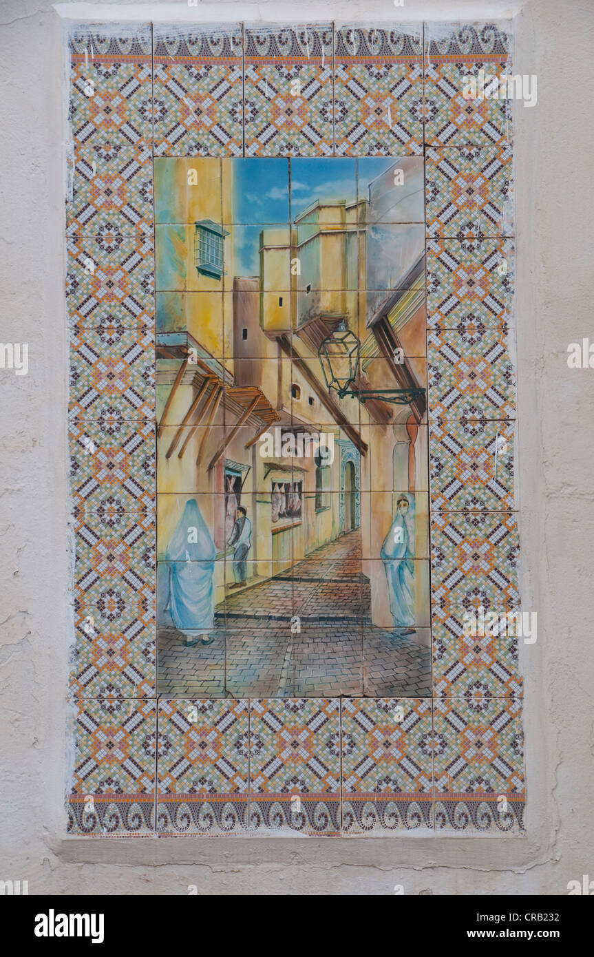 Bild der historischen Stadt am Eingang zur Kasbah, UNESCO-Weltkulturerbe, Algier, Algerien, Afrika Stockfoto