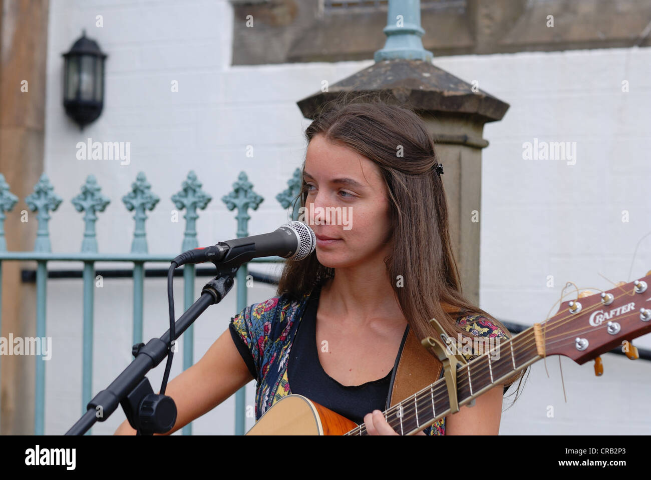 Olivia Fern-Singer-Songwriterin Stockfoto