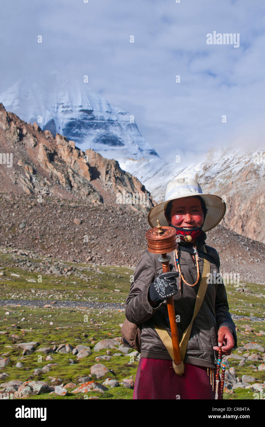 Pilger auf dem Kailash Kora Wallfahrt Trail, Westtibet, Tibet, Asien Stockfoto