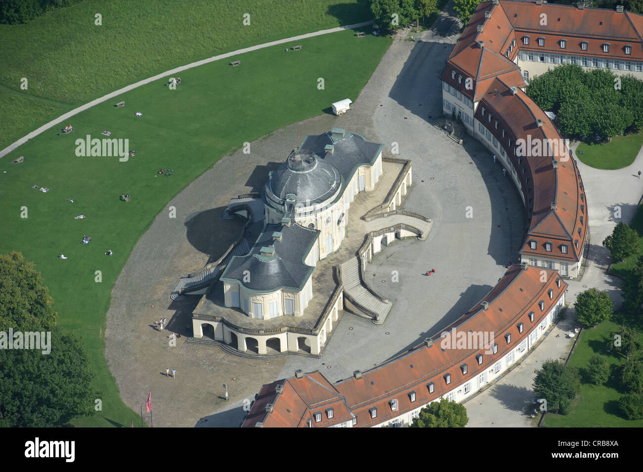 Luftaufnahme, Schloss Solitude Palast, erbaut 1763-1769 als eine Jagd und Unterhaltung Palast von Herzog Carl Eugen von Wuerttemberg Stockfoto