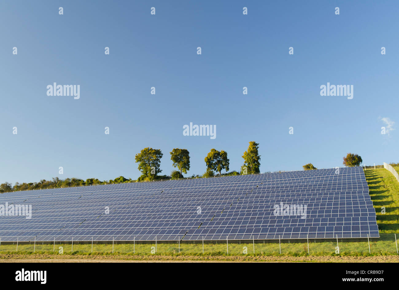 Solarpark in der Nähe von Landshut, Photovoltaik, Bayern, Deutschland, Europa Stockfoto