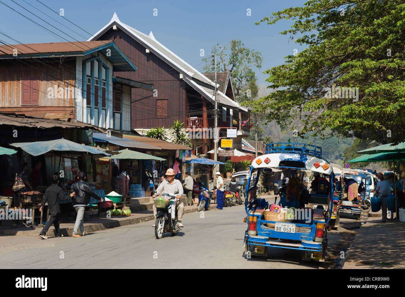 Straße in Luang Prabang, Laos, Indochina, Asien Stockfoto