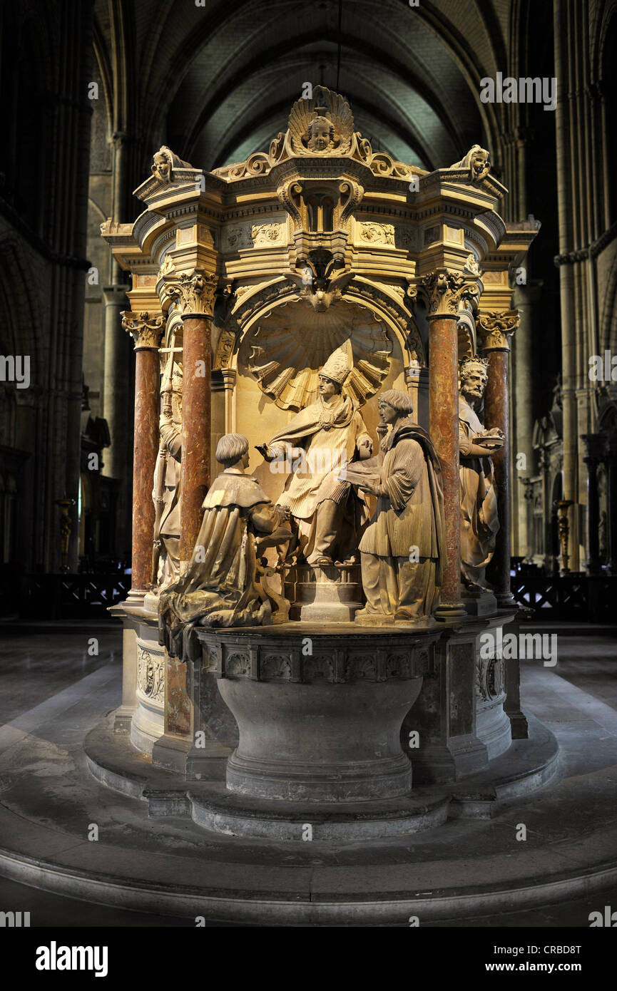 Sarkophag, legendären Grab von St. Remigius, Rémi, Chor Ring, Basilika Saint-Remi, Abteikirche, UNESCO-Weltkulturerbe Stockfoto