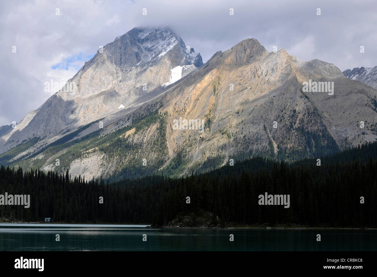 Maligne Lake, Mount Paul in den Rücken, Maligne Valley, Jasper Nationalpark, Kanadische Rockies, Alberta, Kanada Stockfoto