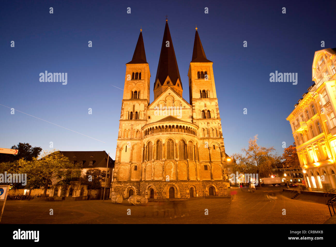 Bonner Münster in der Nacht, Bonn, Nordrhein-Westfalen, Deutschland, Europa Stockfoto
