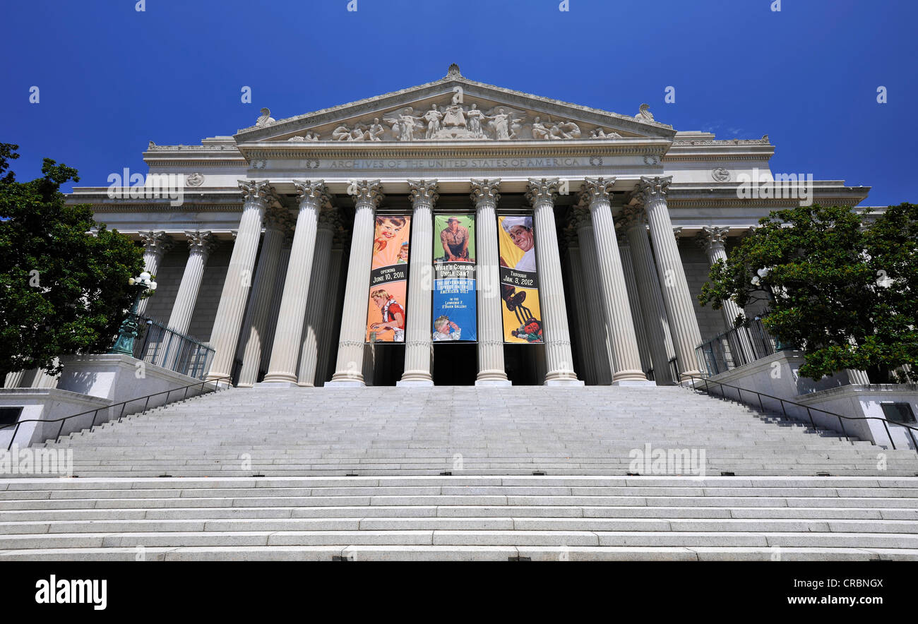 Neo-klassische Fassade des Archivs der Vereinigten Staaten Gebäude, Smithsonian Institution, National Mall, Washington DC Stockfoto