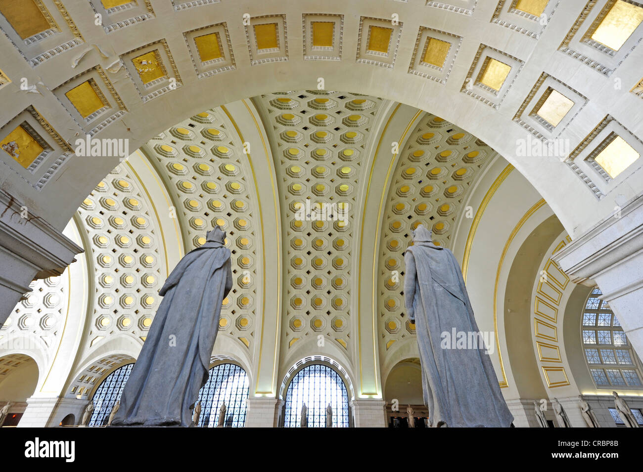 Innenansicht, große Haupthalle, größer als Leben Statuen, Wartezimmer, Union Station, Washington, D.C., District Of Columbia Stockfoto