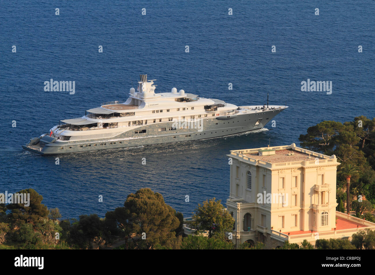 Motor yacht, Radiant, gebaut von Lürssen Yachts, Gesamtlänge, 110 Meter