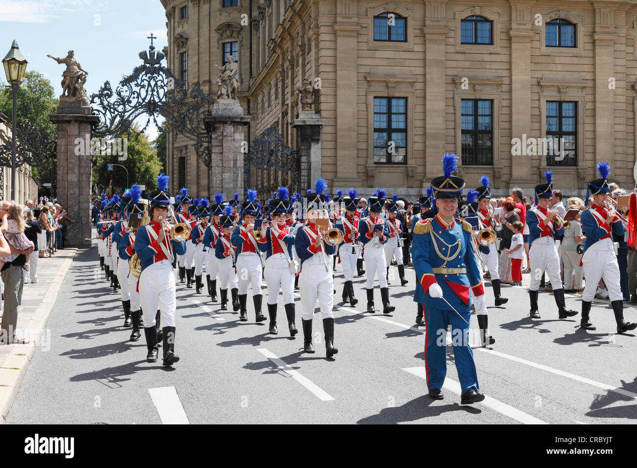 Bad Kissingen Jugendkapelle, Parade während der Kiliani-Festival, Rennweger Tor, Würzburg, Unterfranken, Franken, Bayern Stockfoto