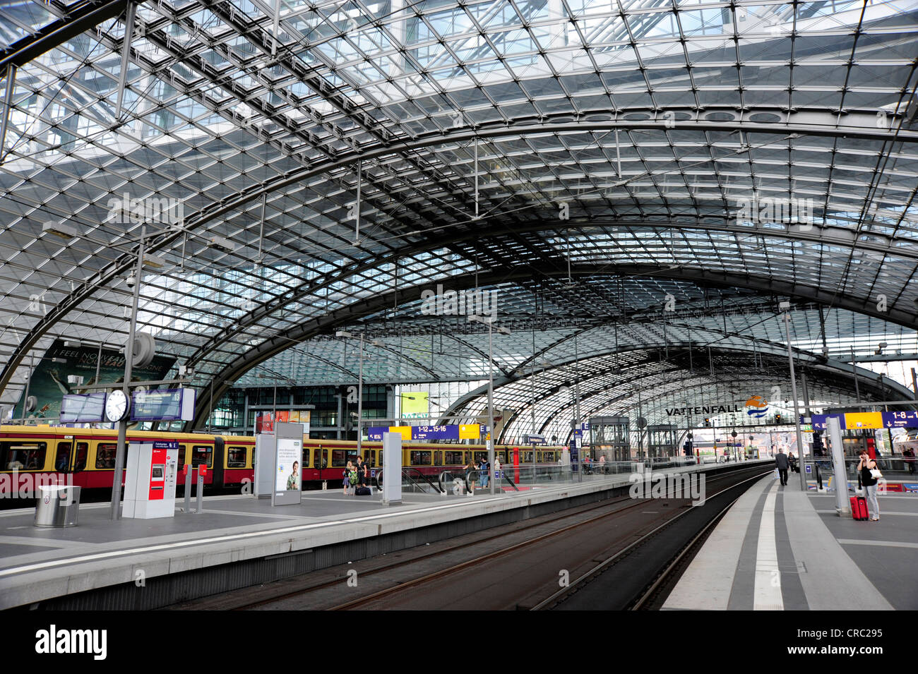 Dachkonstruktion aus Berlin Hauptbahnhof, Berlin, Deutschland, Europa Stockfoto