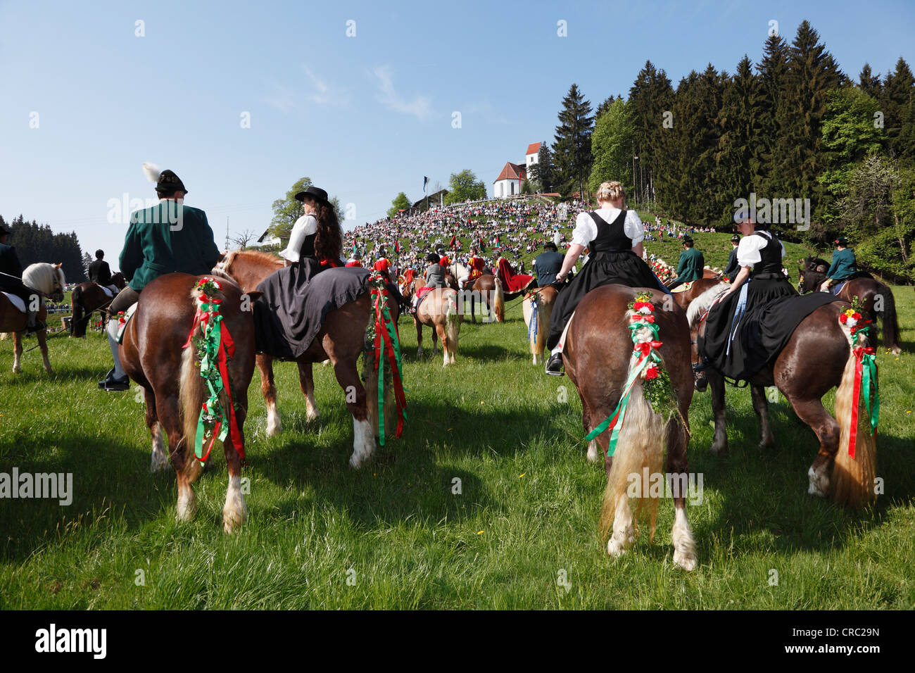 Feld-Masse, St.-Georgs Ritt Pferd Wallfahrt, Auerberg, Bernbeuren, Allgäu, Upper Bavaria, Bavaria, Germany, Europa Stockfoto