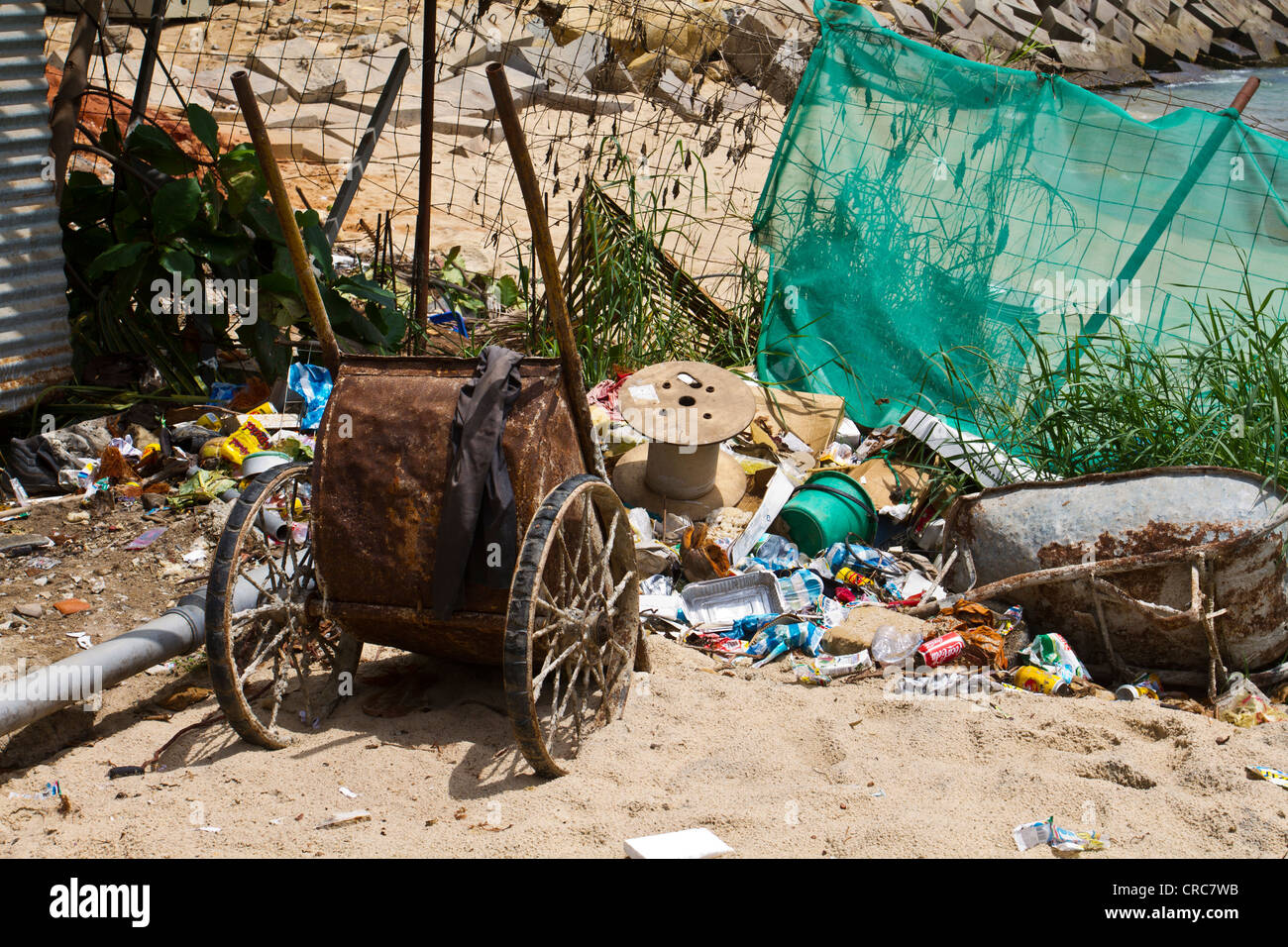 Müll auf der Insel Cabo, Luanda Angola Stockfoto