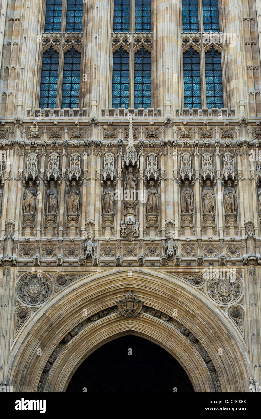 Victoria Turm Sovereigns Eingang / Häuser des Parlaments. London, England Stockfoto