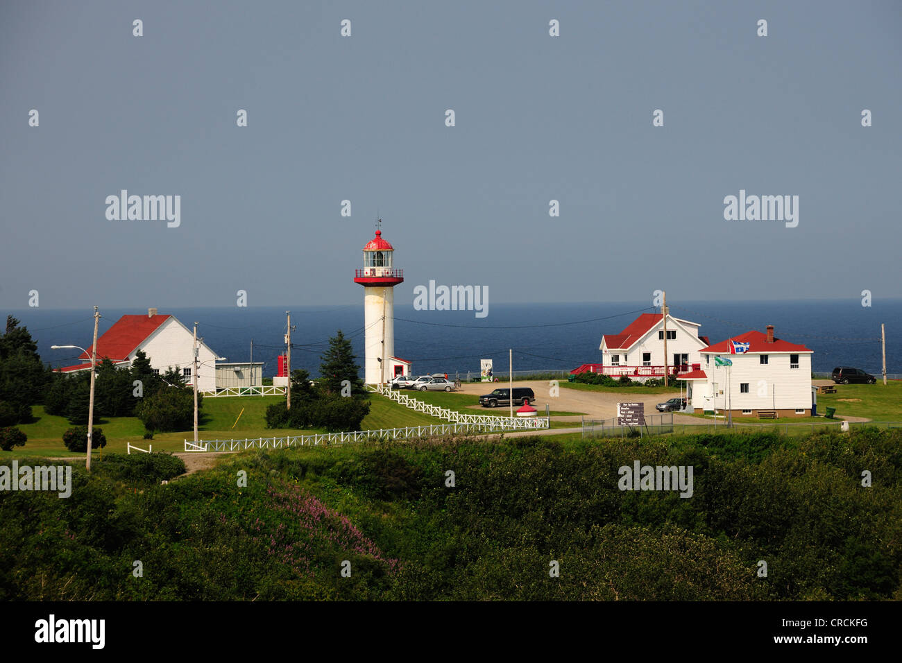 Leuchtturm Cape St. Madeleine, Gaspésie oder Gaspé-Halbinsel, Quebec, Kanada Stockfoto Leuchtturm Cape St. Madeleine, Gaspésie oder Gaspé-Halbinsel, Quebec, Kanada Stockfoto
