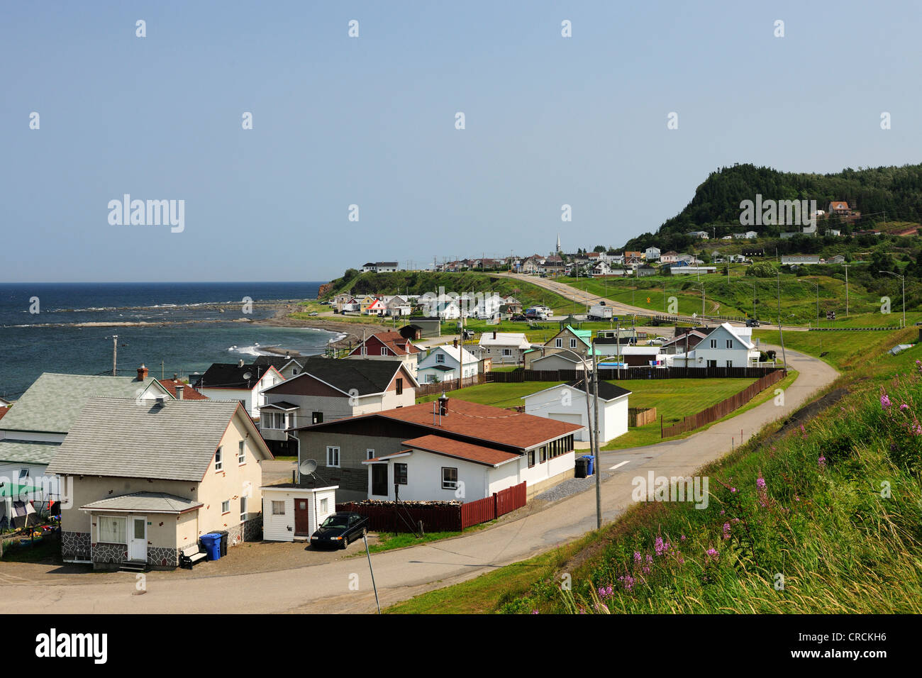 Das typische Dorf Tourelle auf der Gaspésie oder die Gaspé-Halbinsel, Quebec, Kanada Stockfoto Das typische Dorf Tourelle auf der Gaspésie oder die Gaspé-Halbinsel, Quebec, Kanada Stockfoto