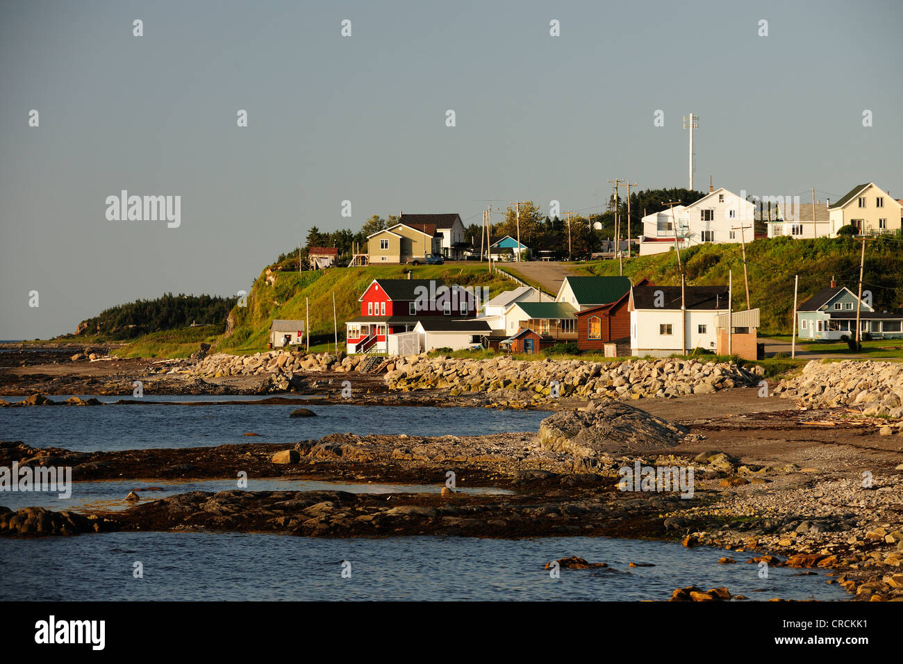 Grosses-Roches, einem Dorf am Ufer des St. Lorenz-Strom, Gaspe Halbinsel Gaspésie, Quebec, Kanada Stockfoto Grosses-Roches, einem Dorf am Ufer des St. Lorenz-Strom, Gaspe Halbinsel Gaspésie, Quebec, Kanada Stockfoto