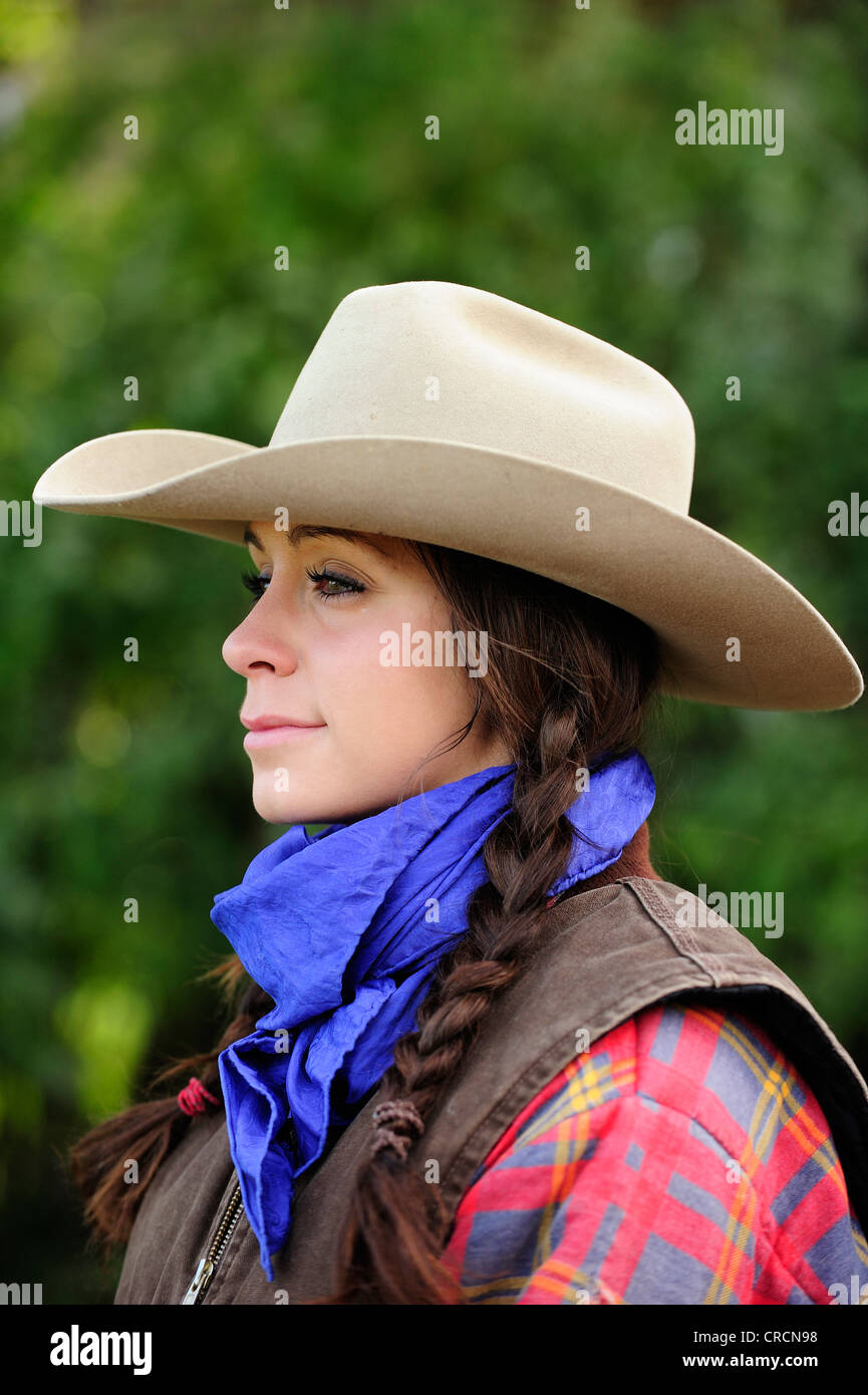 Weinend Cowgirl, Porträt, Saskatchewan, Kanada, Nordamerika Stockfoto