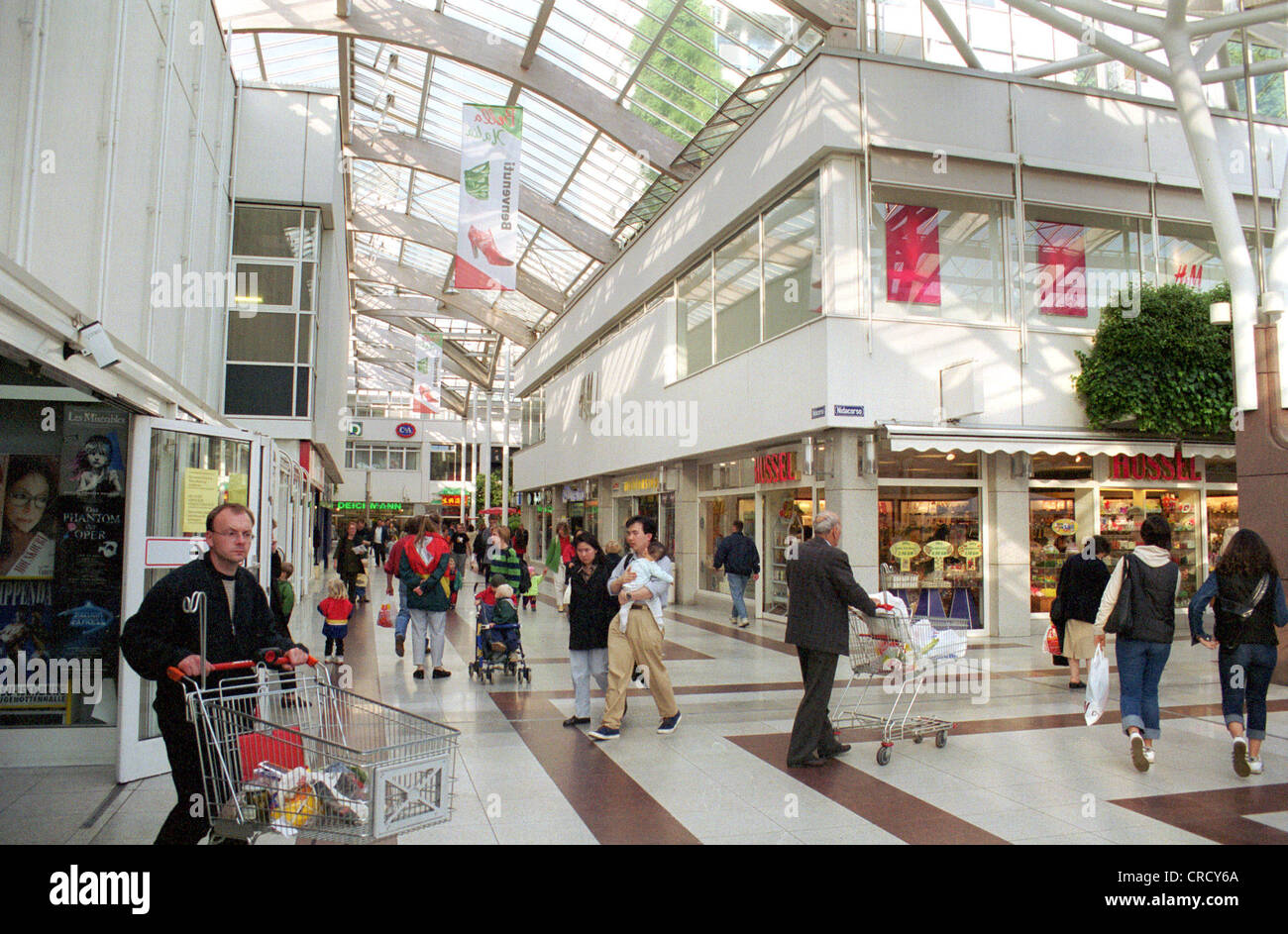 Shopping Center in Frankfurt am Main Stockfoto