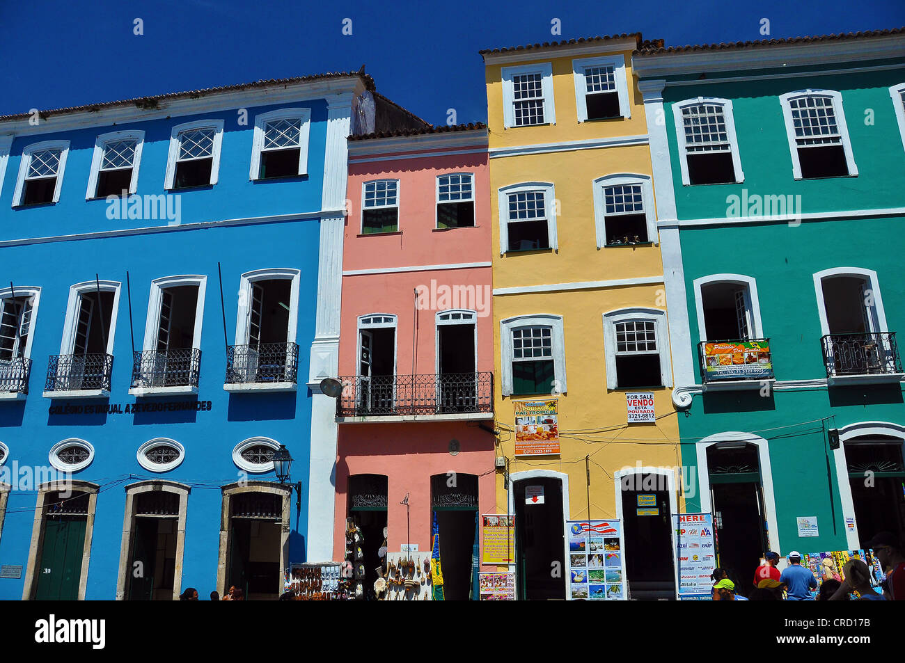 Bunte Häuser in der Innenstadt von Pelourinho, Salvador de Bahia, Bahia, Brasilien, Südamerika Stockfoto