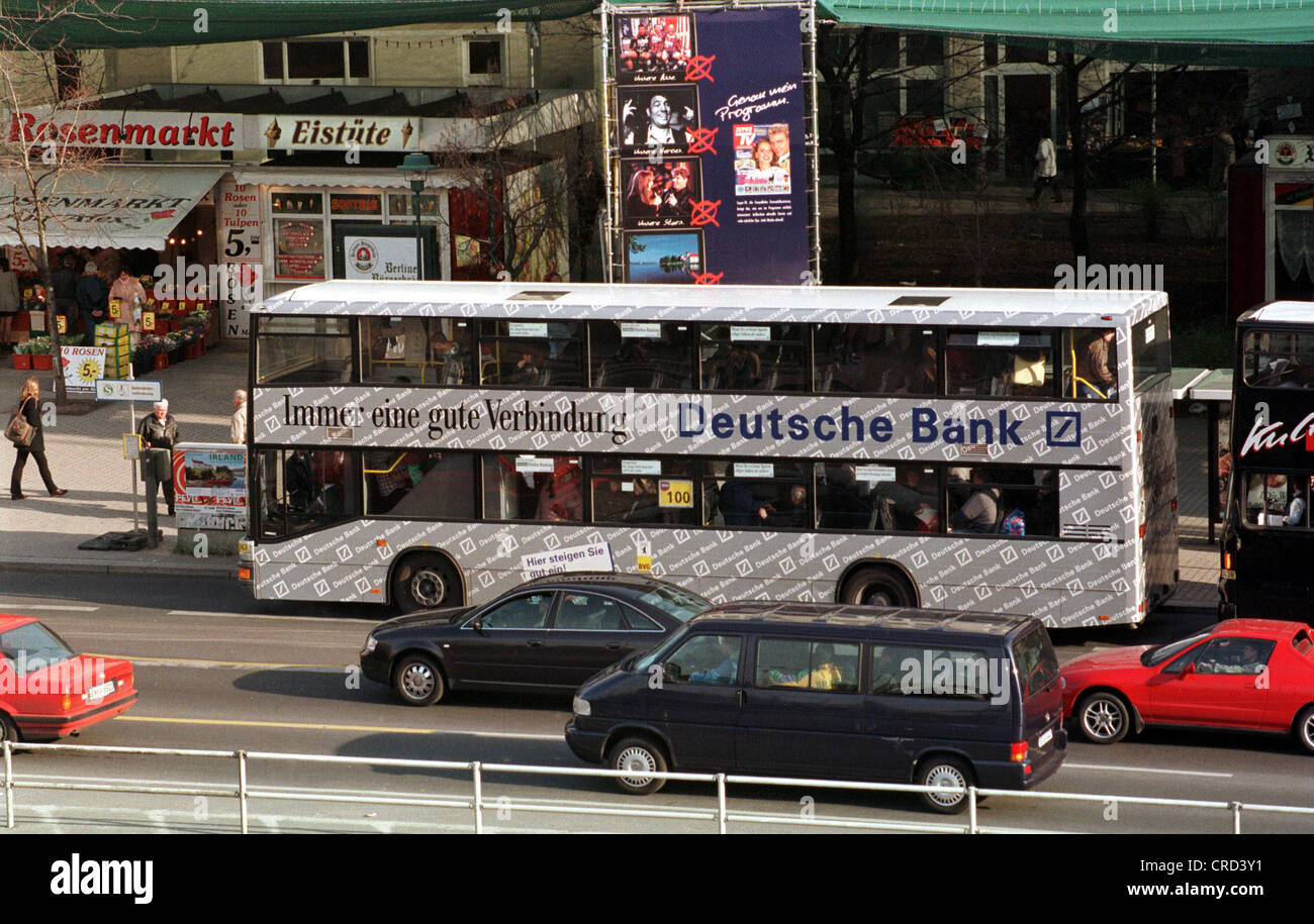 Linie 100 Fotos und Bildmaterial in hoher Auflösung Alamy