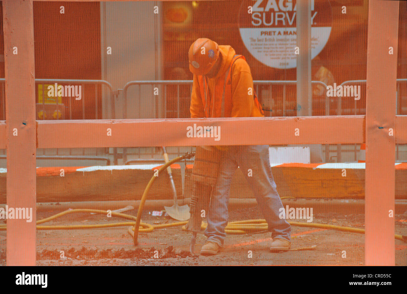 Bauarbeiter mit Presslufthammer, USA, New York City, Manhattan Stockfoto