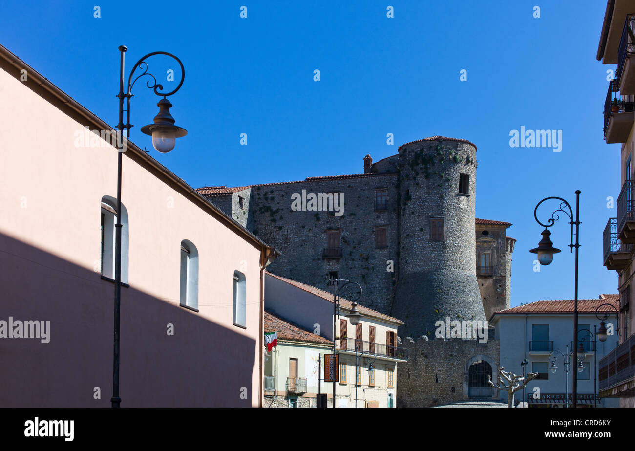 Europa Italien, Kampanien Cilento Roccadaspide, das Schloss in der Mitte des Landes Stockfoto