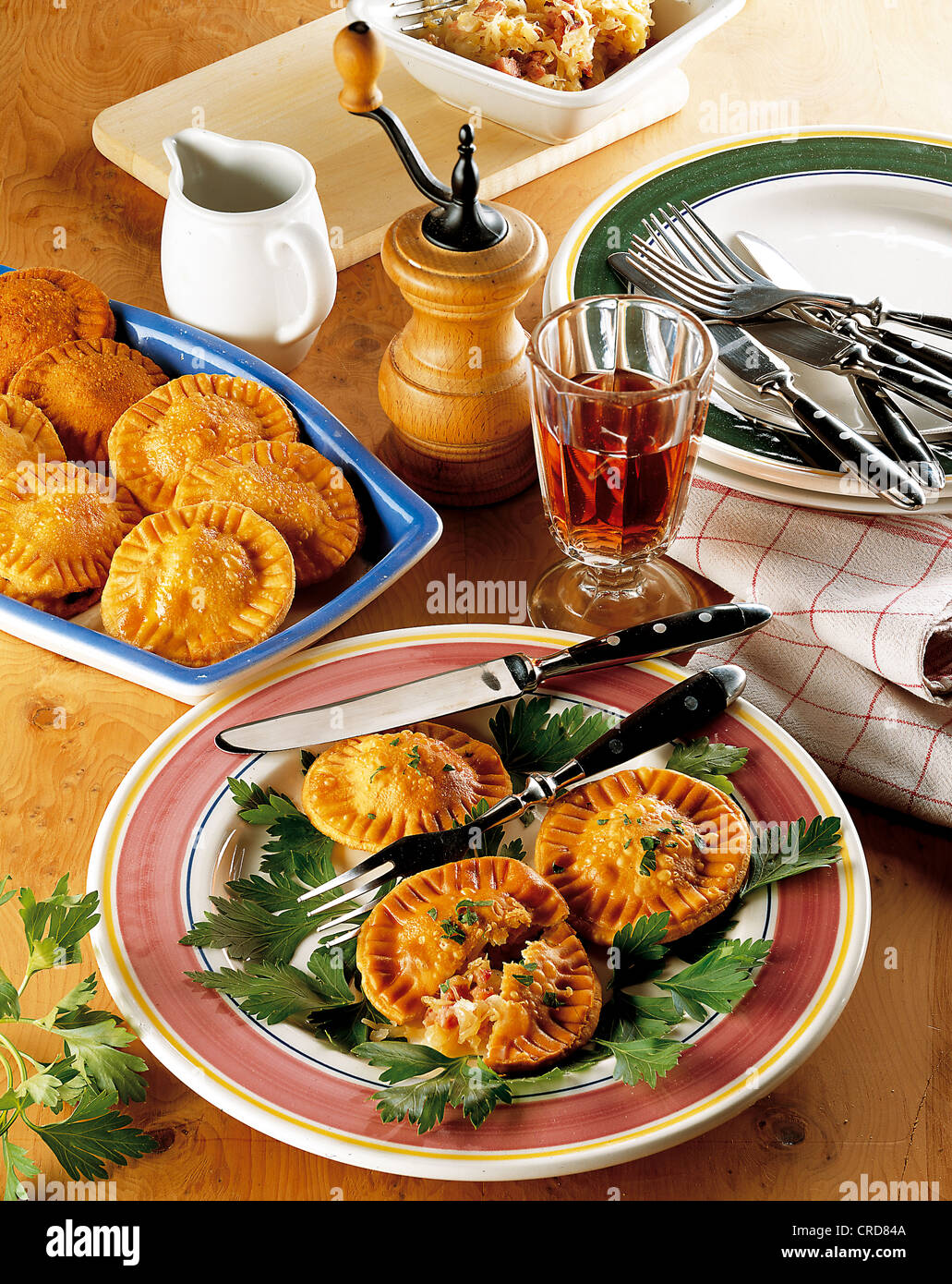 Tiroler Sauerkrautpakete, Österreich. Stockfoto