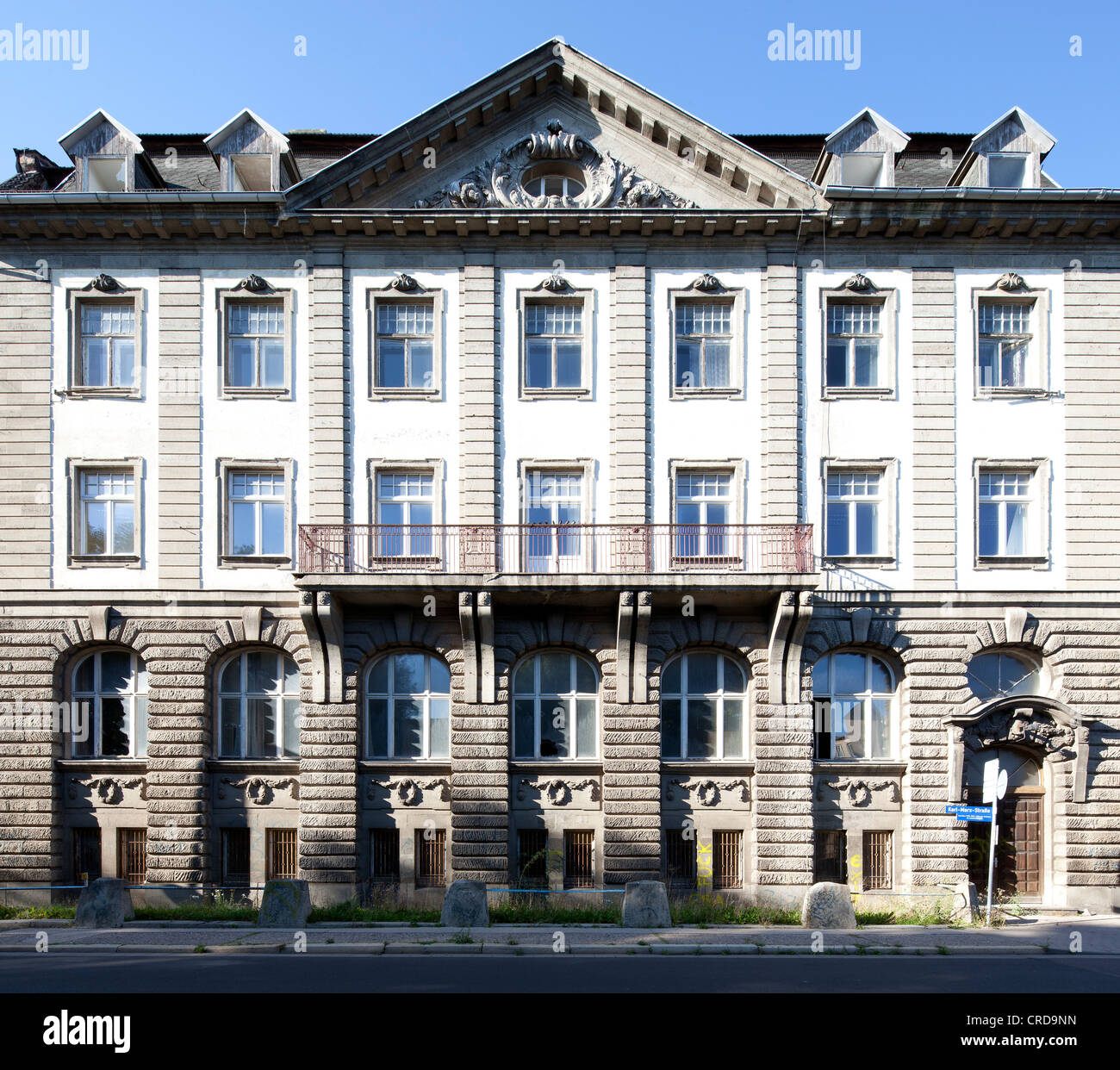 Ehemalige Reichsbank, die ehemaligen Bezirk Hauptsitze der Sozialistischen Einheitspartei Deutschlands, SED, Eisenach, Thüringen Stockfoto