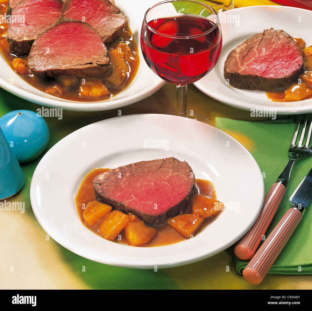 Rinderfilet mit Ananas, Karibik. Stockfoto