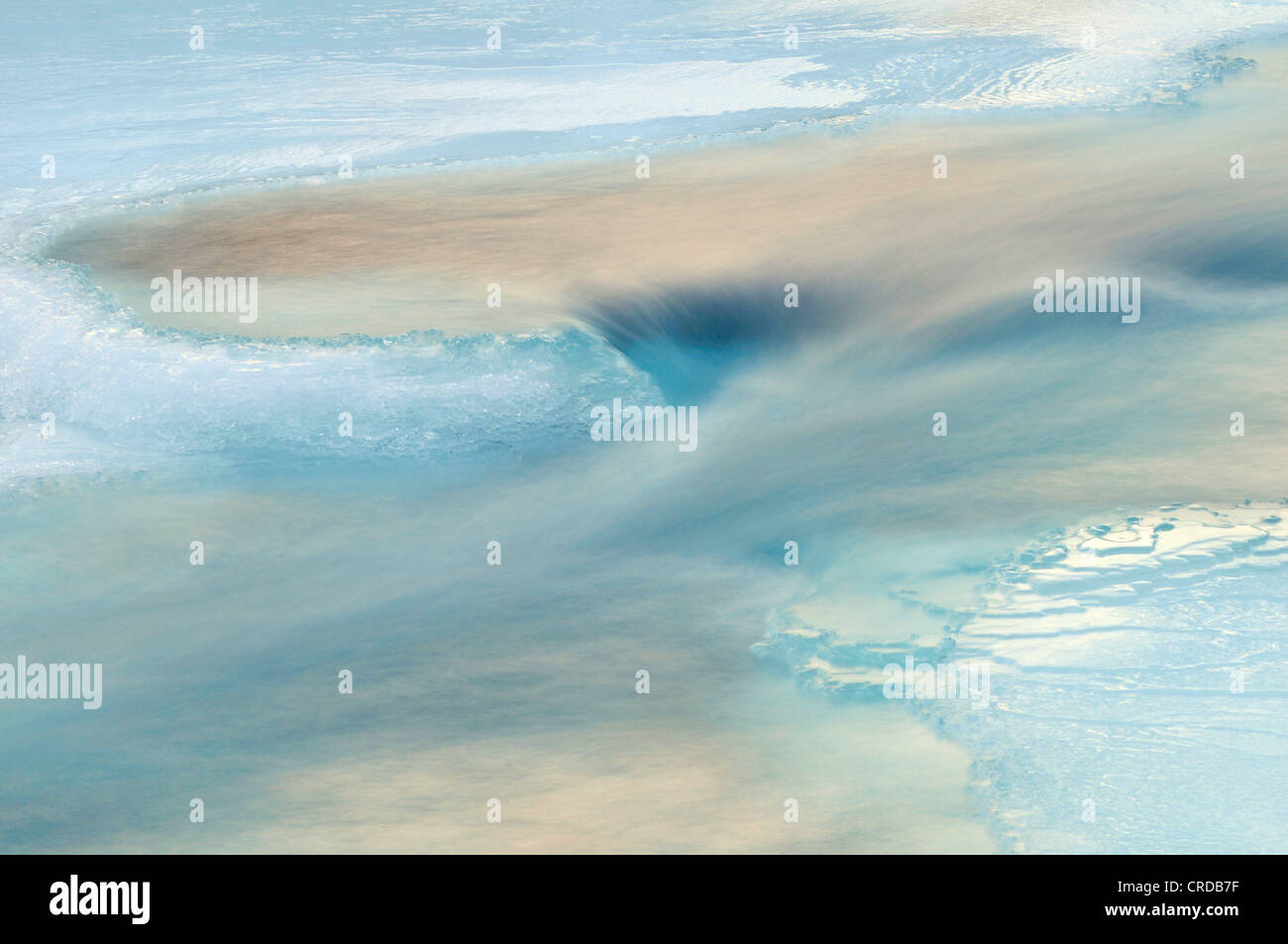 Eis-Muster an einem Bach, Schweden, Lappland, Norrbotten, Abisko Nationalpark Stockfoto