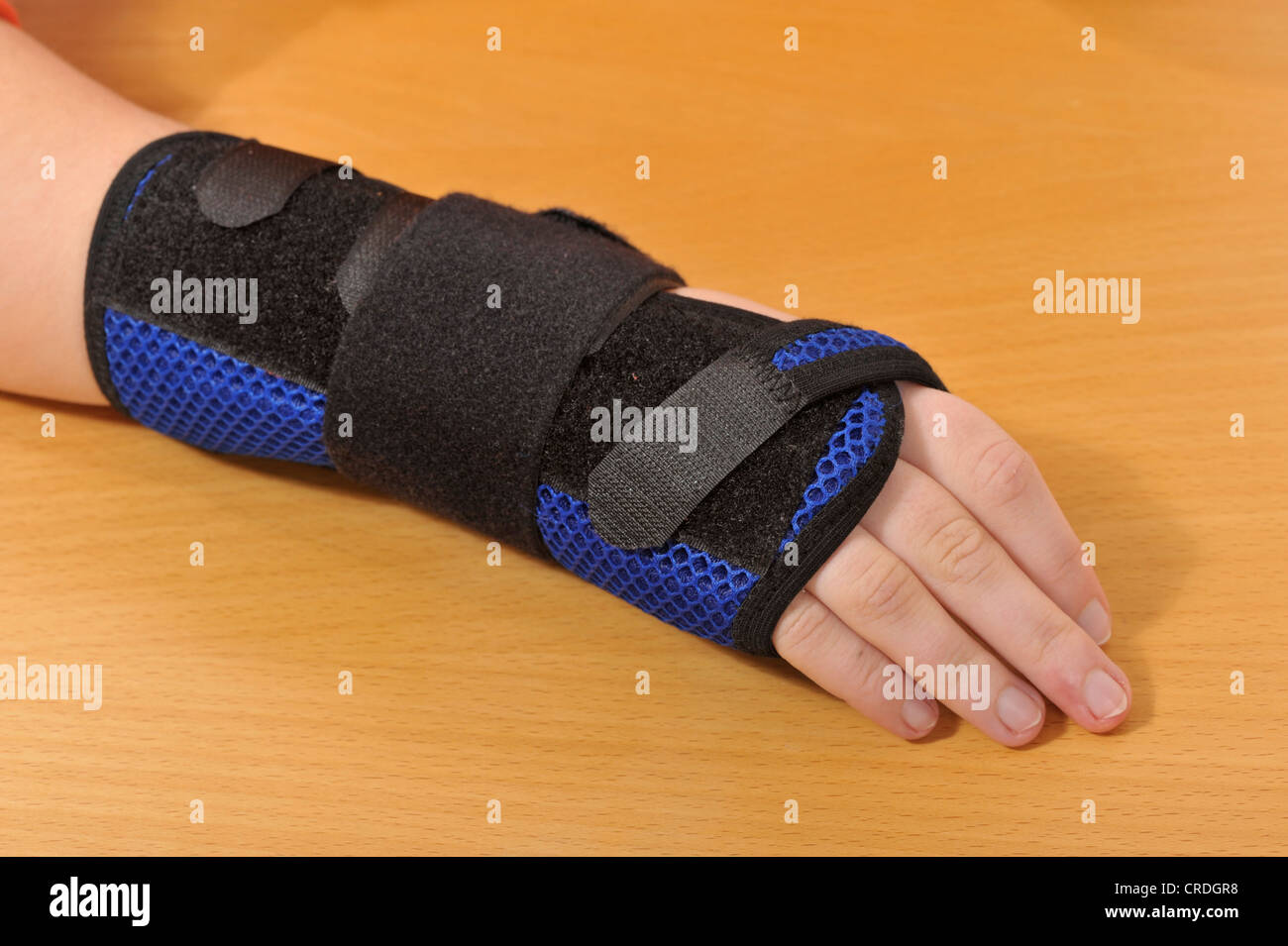 Stützverband für ein rechtes Handgelenk Stockfotografie Alamy