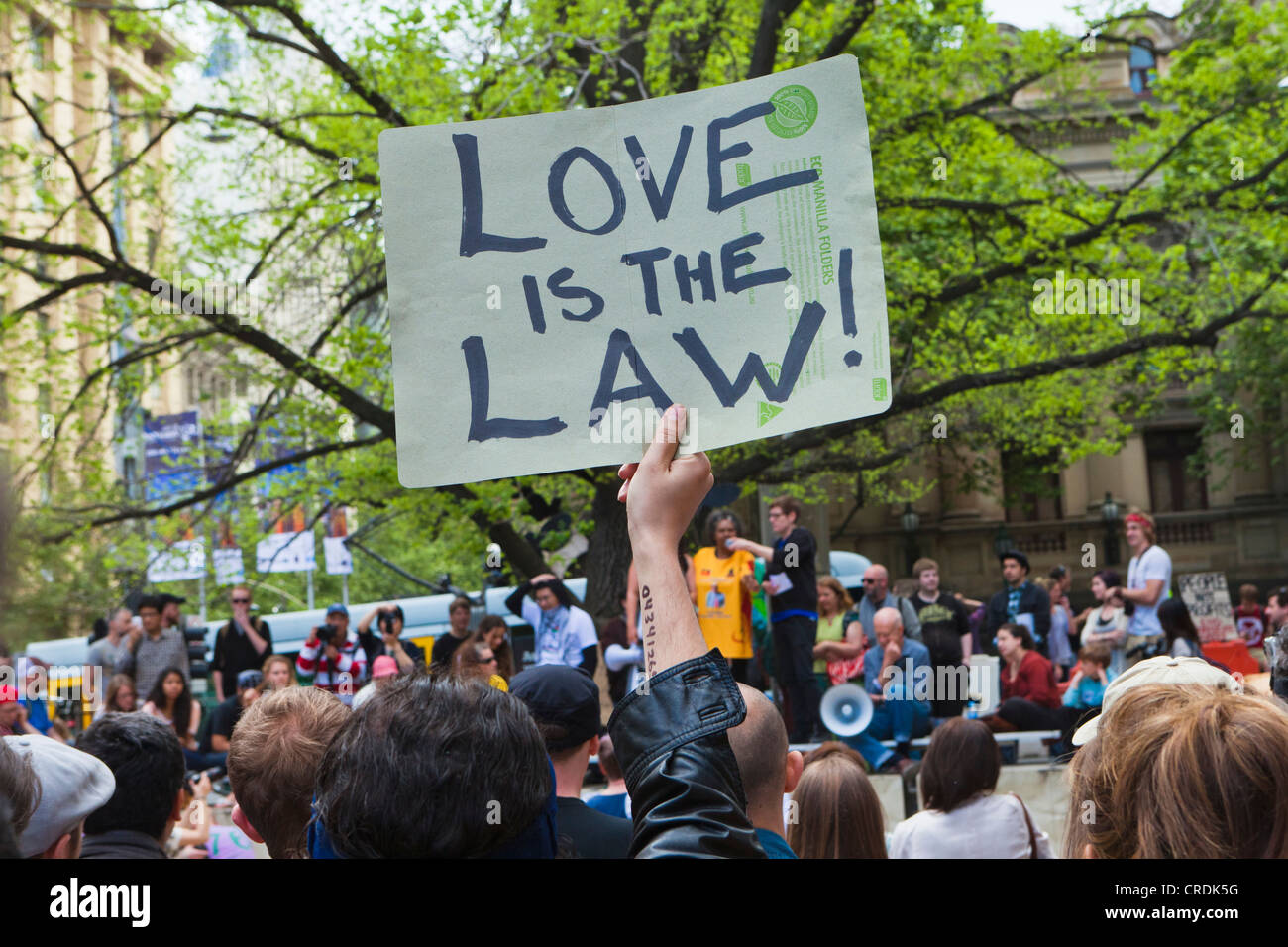 Protest anmelden "Liebe ist das Gesetz", besetzen Melbourne, Demonstration in der Innenstadt mit ca. 200 Teilnehmern, Melbourne Stockfoto